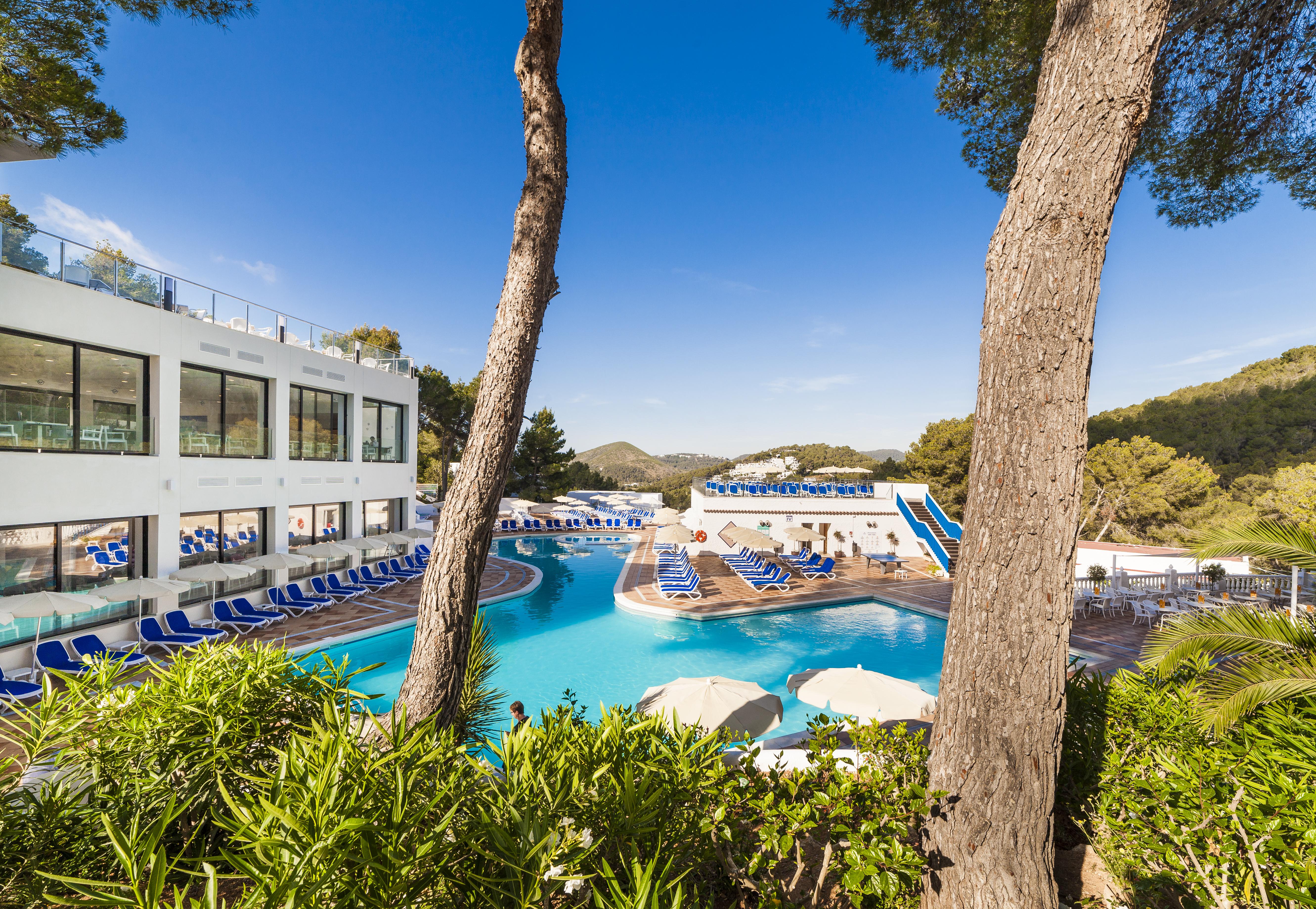 Hotel Globales Montemar Cala Llonga  Exterior foto